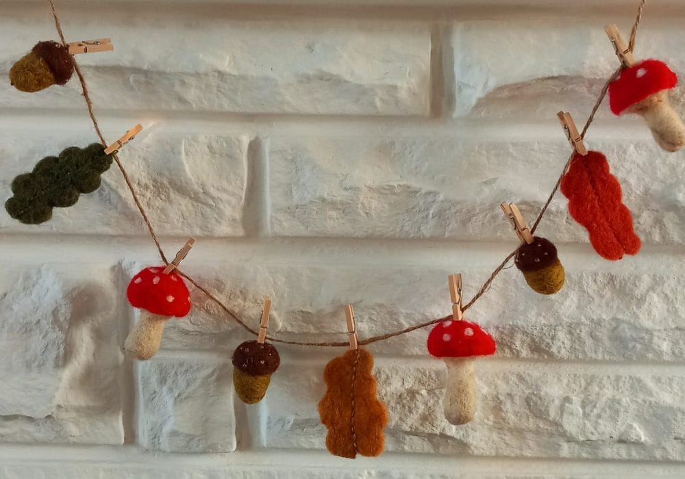 Autumn Garland Felting