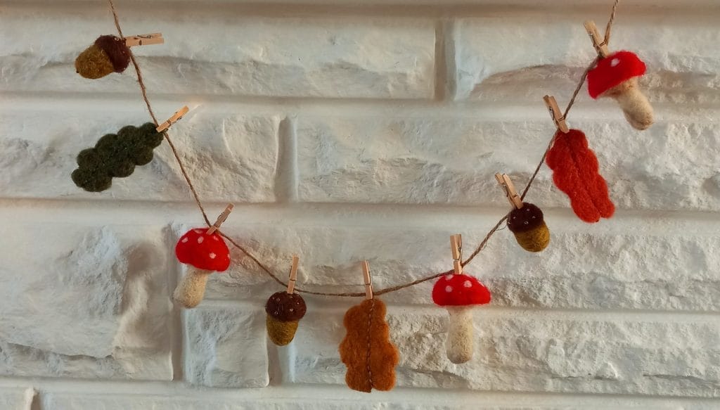 Autumn Garland Felting